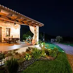 Villa Pinelia *