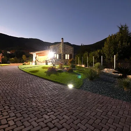 Pinelia Villa