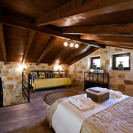 Pinelia Villa