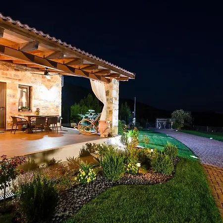 Villa Pinelia *